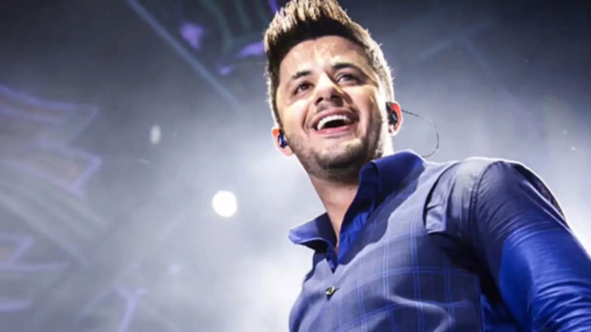 Cristiano Araújo ultrapassa 908 milhões de views com Caso Indefinido Cristiano Araújo ultrapassa 908 milhões de views com Caso Indefinido