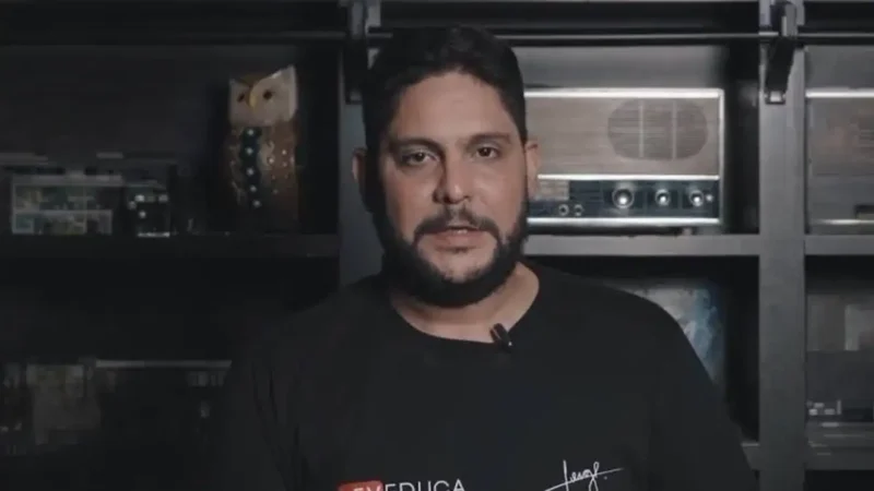 Vício que mata no silêncio: Jorge, de Jorge & Mateus, trava batalha para largar o cigarro