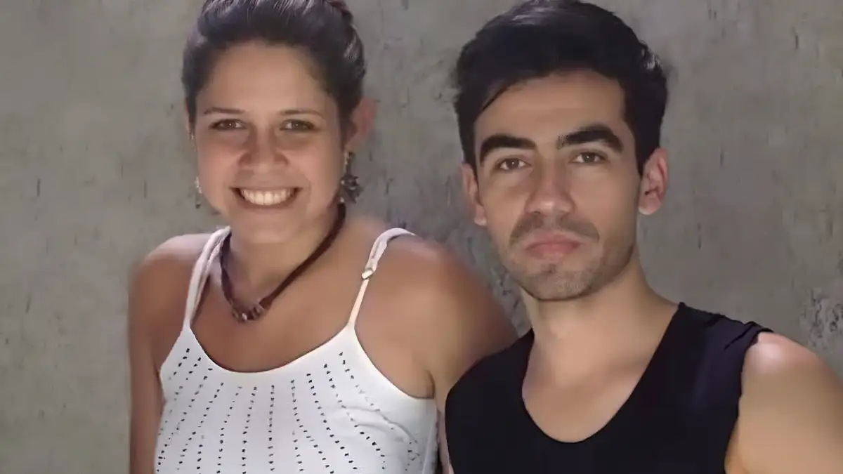 Marília Mendonça tem filme envolvido em polêmica com compositor da cantora Marília Mendonça tem filme envolvido em polêmica com compositor da cantora